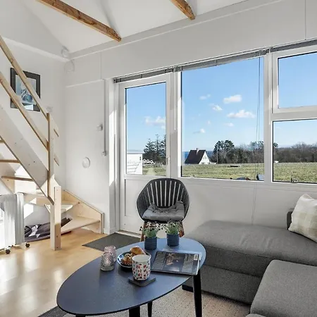 Amazing In With House Sea View Apartment
